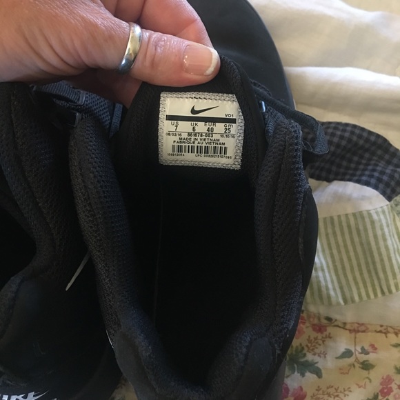 Nike Max baseball shoes! Size 7 men’s - Picture 4 of 5